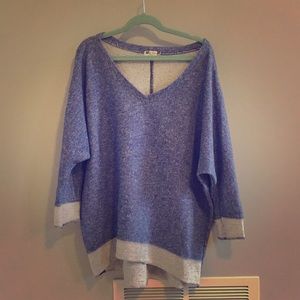 BLUE KNIT SHIRT